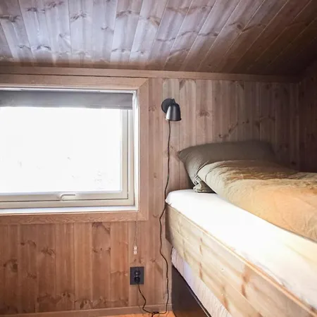 Holiday home Beautiful In W/ Wifi And 5 Bedrooms Saudasjoen